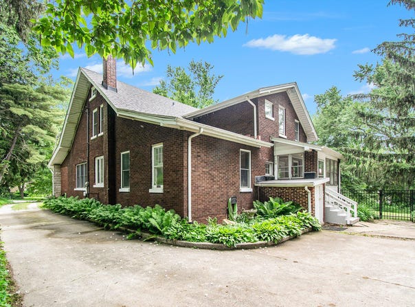 808 Waverly Road, Chesterton, IN 46304