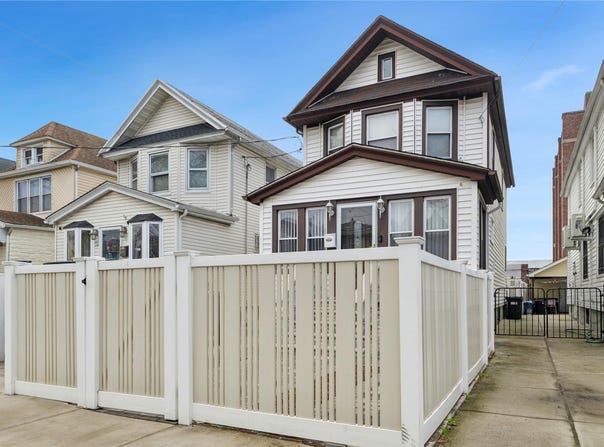 9322 201st Street, Hollis, NY 11423