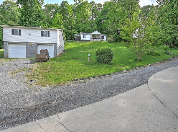 21209 Lime Hill Road, Bristol, VA 24202