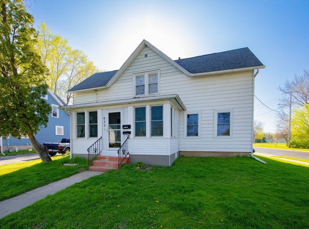 433 N High Street, Fort Atkinson, WI 53538