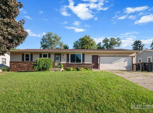 2958 Bluewater Lane SW, Grandville, MI 49418