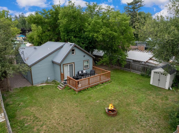 812 4th Avenue E, Columbia Falls, MT 59912