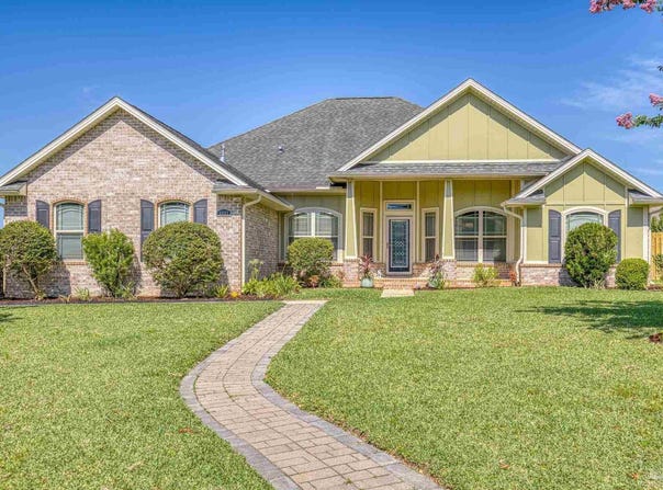5997 Stonechase Blvd, Pace, FL 32571