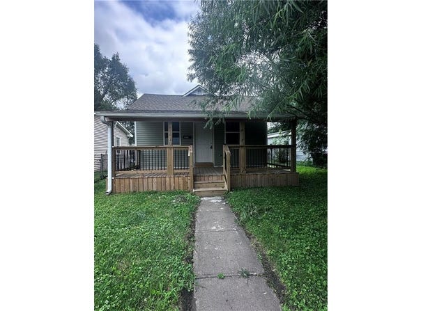 2419 S 10th Street, St Joseph, MO 64503