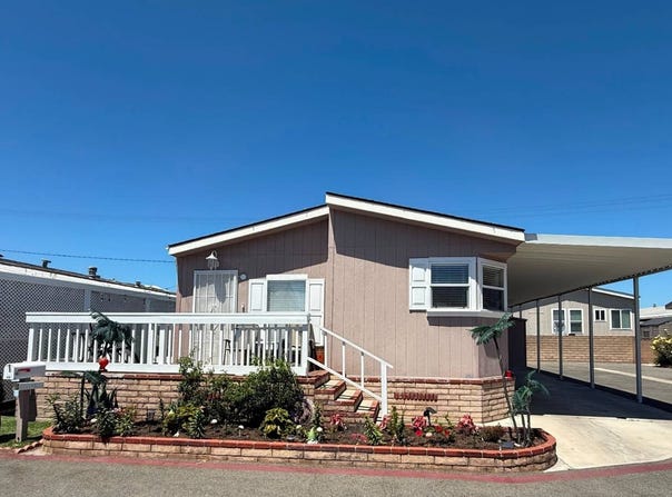 6301 Warner Avenue, Huntington Beach, CA 92647