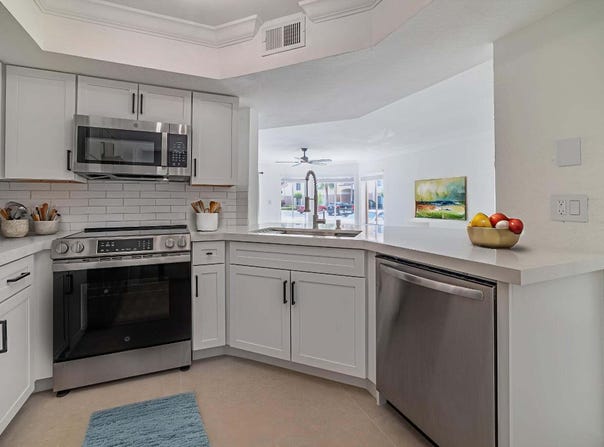 815 W Boynton Beach Boulevard, Boynton Beach, FL 33426
