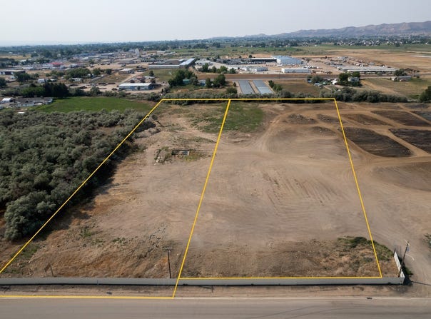 1120 E 1500 S, Naples, UT 84078