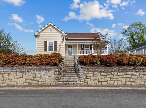 308 Broad Street, Mount Airy, NC 27030