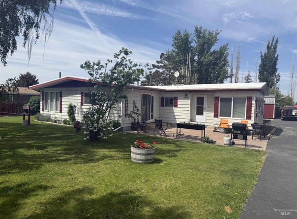 1868 Falcon Circle W, Pocatello, ID 83204