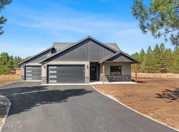 26979 Asulkan Street, Athol, ID 83801