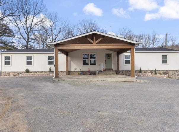 124 Rock Crusher Road, Houston, AR 72070
