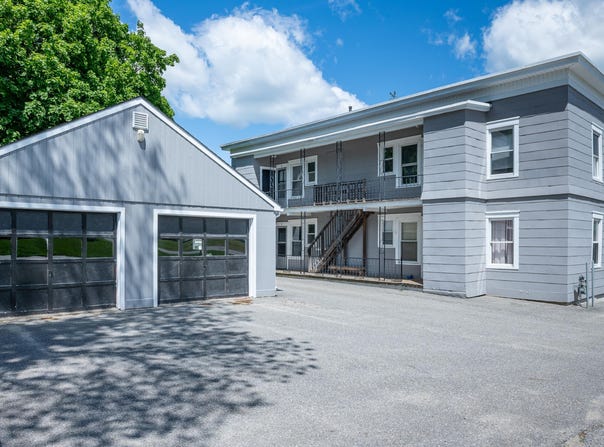 31 Boston Avenue, Lewiston, ME 04240