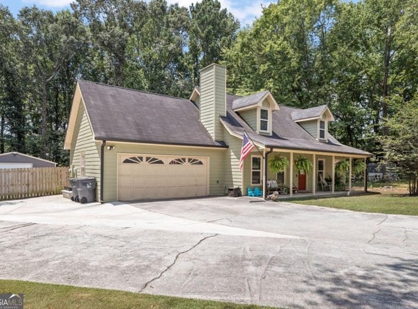 517 Chase, Loganville, GA 30052