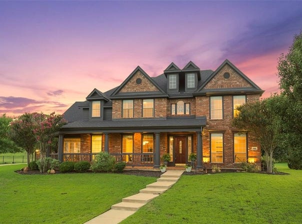 104 W Carruth Lane, Double Oak, TX 75077
