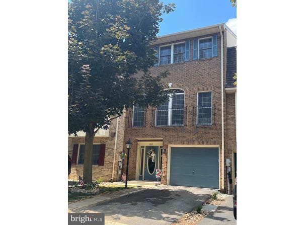 1019 LINDSAY LANE, HAGERSTOWN, MD 21742