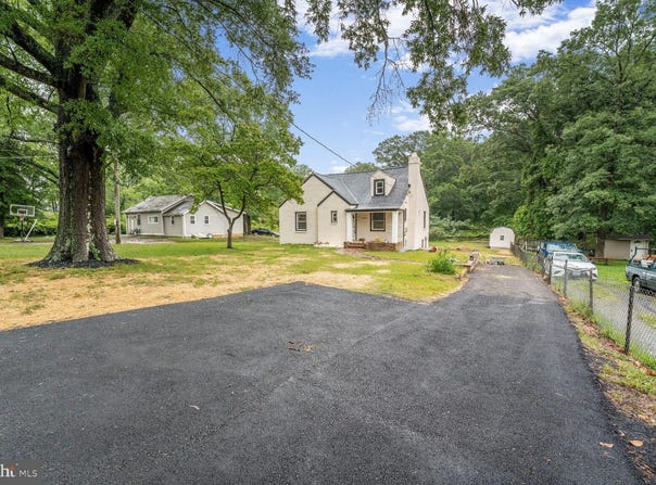 2908 PARKLAND DRIVE, DISTRICT HEIGHTS, MD 20747