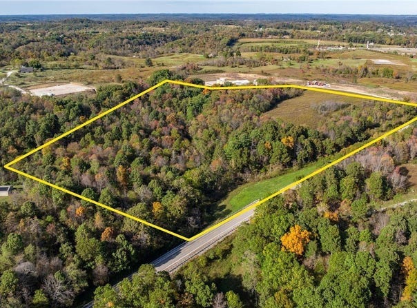 Wintergreen Road, Lore City, OH 43755