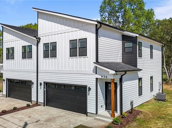 834 Day Avenue, Burlington, NC 27212