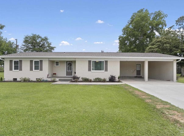 3581 W Hwy 4, Century, FL 32535