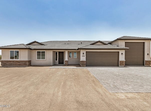 24168 N 196th Lane, Surprise, AZ 85387