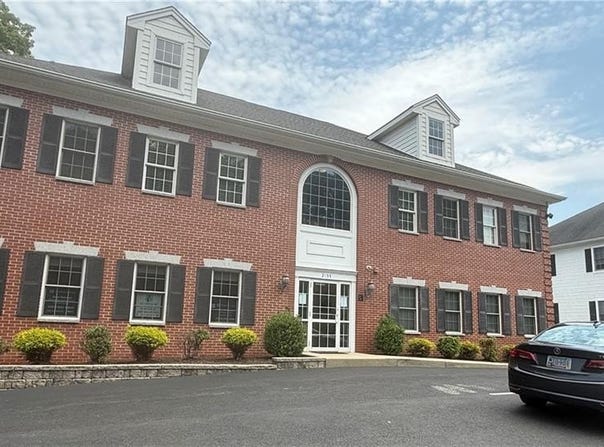 2155 Diamond Hill Road, Cumberland, RI 02864
