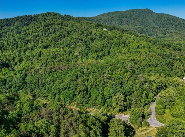 7301 Merriman Rd, Boones Mill, VA 24065