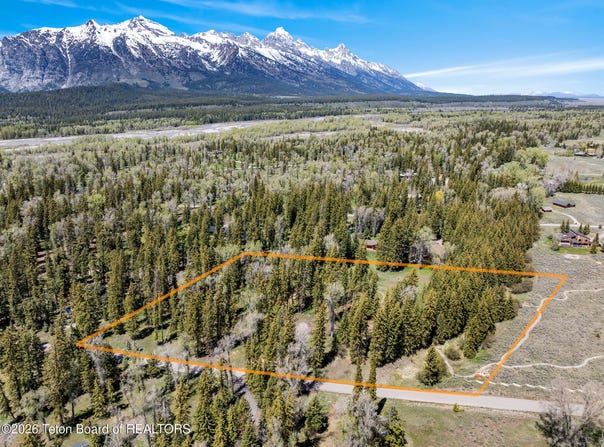 455 E BUCK MOUNTAIN Road, Jackson, WY 83001