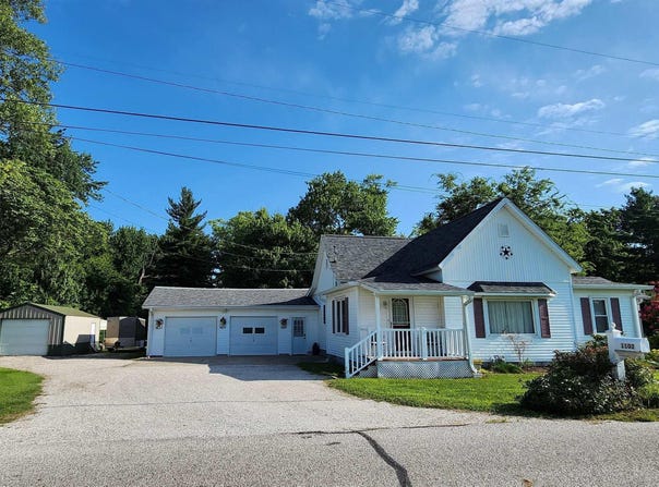 1102 Wykoff Lane, Washington, IN 47501