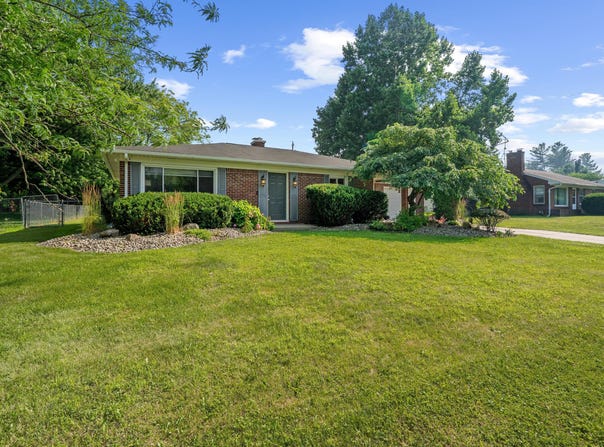 700 Devonshire Road, Fowlerville, MI 48836