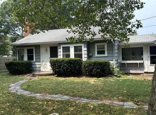 17 Winslow Gray Road, West Yarmouth, MA 02673