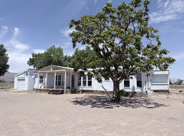 95 Pete Chavez Road, Lemitar, NM 87823