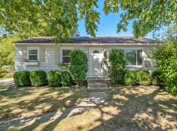 3061 Homewood Street SW, Grandville, MI 49418