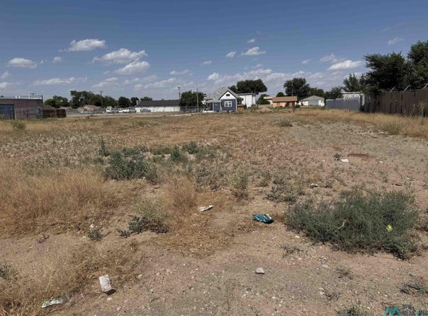 305 S Sunset Avenue, Roswell, NM 88203