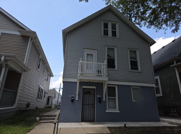 2225 S 17th St, Milwaukee, WI 53215