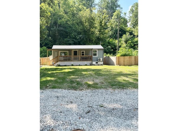 339 Ky State Rt 172, Staffordsville, KY 41256