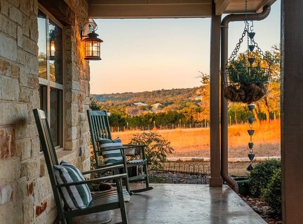 34 Rusty Spur Dr, Fredericksburg, TX 78624