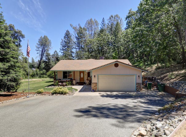 2147 Montana Avenue, Shasta Lake, CA 96019