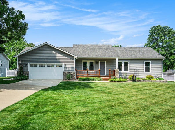 171 Arnold Street, Allegan, MI 49010