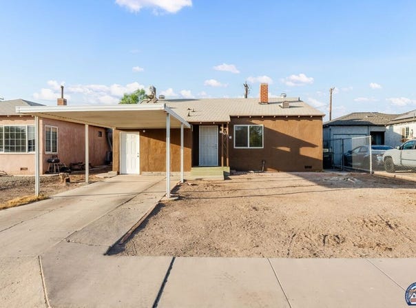 1239 W Heil Ave, El Centro, CA 92243
