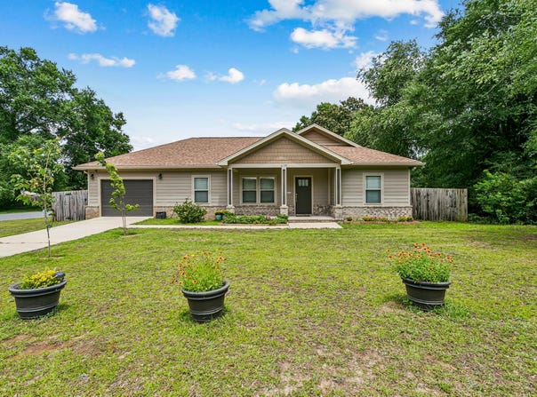 6199 Old Hickory Road, Crestview, FL 32539