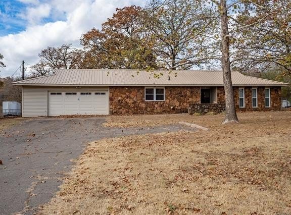 1002 S D And H Street, Cleveland, OK 74020