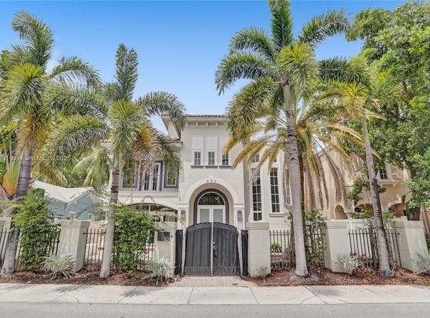 821 SE 2nd Ct, Fort Lauderdale, FL 33301