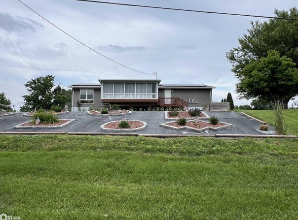 793 E County Rd 1430, Hamilton, IL 62341
