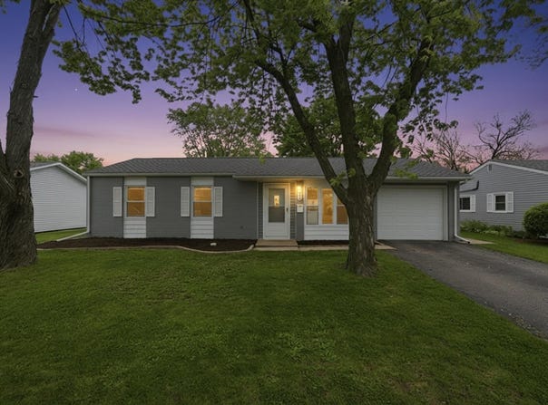 953 Dartmouth Avenue, Matteson, IL 60443