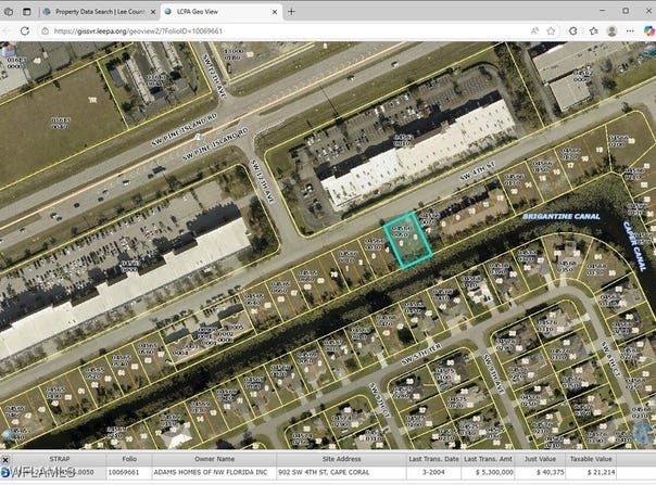 902 SW 4th Street, Cape Coral, FL 33991