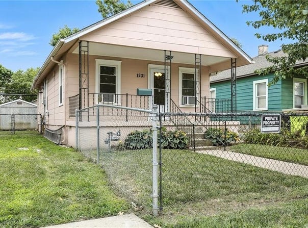 1231 E 23rd Avenue, North Kansas City, MO 64116