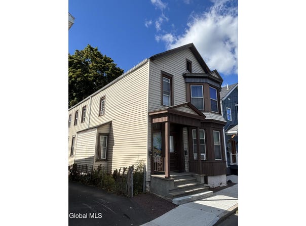 81 2nd Avenue, Troy, NY 12180