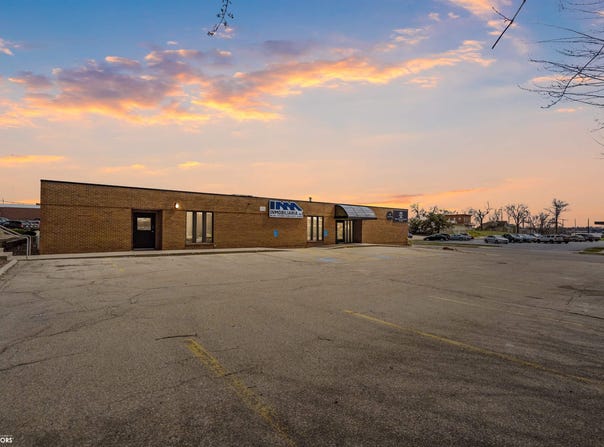 112 E Linn Street, Marshalltown, IA 50158
