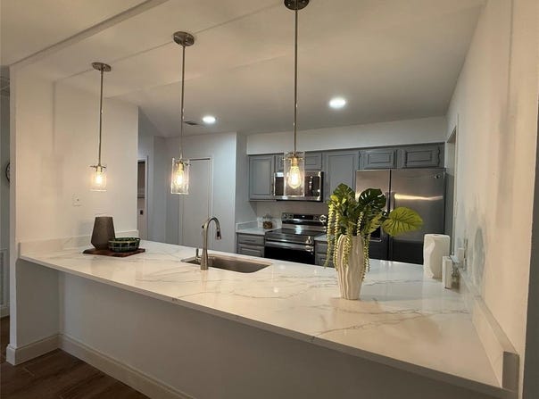 2761 Stonecreek Drive, Carrollton, TX 75006