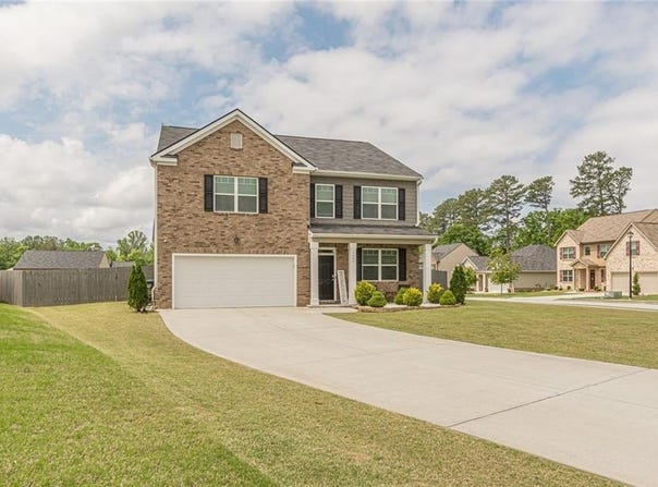 3868 Sweet Iris Circle, Loganville, GA 30052